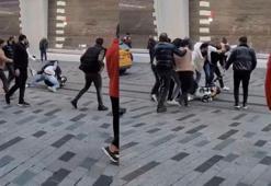 İstiklal Caddesi'nde 'laf attın' kavgası
