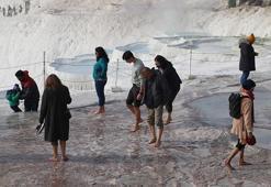 Pamukkale, kış mevsiminde de turist çekiyor