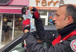 Sürücü koltuğunun altından sahte paralar çıktı