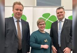 Finlandiya Savunma Bakanı babalık iznindeyken yerine Mikko Savola bakacak