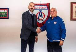 Altınordu'da Gökhan Ünal dönemi başladı