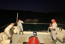 Yunan unsurlarınca geri itilen 43 göçmen kurtarıldı; 1’i hamile, 2 kadının cesedine ulaşıldı