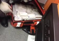 Özel ambulansta 3 bin 200 kaçak ilaç ele geçirildi