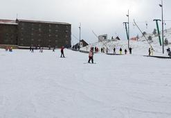 Kartalkaya'da kar kalınlığı, 1 metreyi geçti