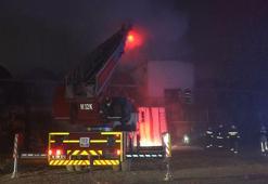 Bursa'da zift deposunda yangın
