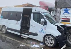 Sis zincirleme kazaya neden oldu: 20 yaralı