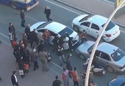 Şanlıurfa'da tekmeli- yumruklu 'yol' kavgası kamerada