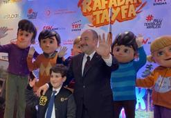 Bakan Ersoy ve Bakan Varank 'Rafadan Tayfa: Galatik Tayfa' filminin galasına çocuklarıyla katıldı