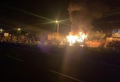 Seyir halindeki otomobil alev alev yandı