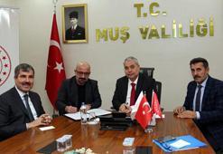 Muş'ta 1500 kişinin istihdam edileceği 4 fabrika, özel sektöre teslim edildi