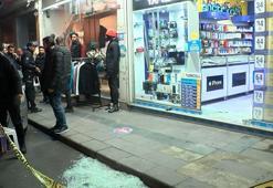 Küçükçekmece'de telefoncuya silahlı saldırı