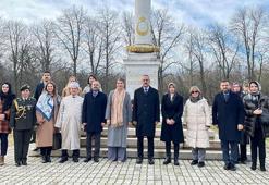Bakan Özer, Macaristan’da Galiçya Türk Şehitliği’ni ziyaret etti