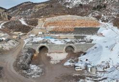 Karadeniz'i Akdeniz'e bağlayacak Geminbeli Tüneli'nde son 100 metre