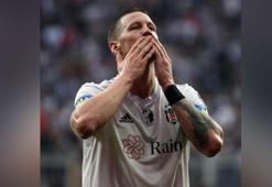 Beşiktaş'ta Weghorst'un sözleşmesi feshedildi