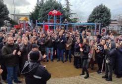 Başakşehir'de site sakinleri yüzde 85 aidat zammına eylem yaparak tepki gösterdi