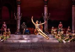 La Bayadere balesinin prömiyeri AKM'de yapıldı