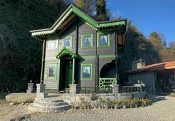 Rize'de 360 derece dönen ahşap ev