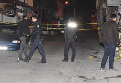 Evinin önünde motosikletli saldırganların açtığı ateş sonucu ağır yaralandı