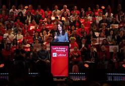 Yeni Zelanda Başbakanı Ardern, istifa ettiğini duyurdu