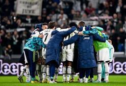 Juventus'a 15 puan silme cezası