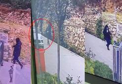 Site bahçesindeki lüks otomobilin kundaklanması kamerada