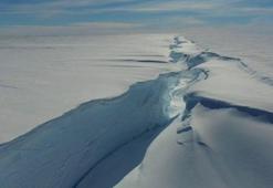 Antarktika’dan Londra büyüklüğünde buz dağı koptu