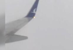 Uçağın kanadına yıldırım isabet etti