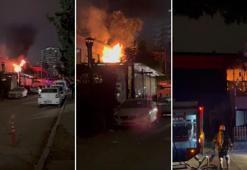 Elektronik eşya dükkanındaki yangın diğer iş yerlerine sıçramadan söndürüldü