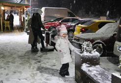 Zonguldak'ta gece kar yağışı etkili oldu