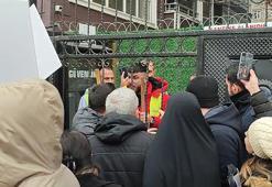 Esenyurt'ta eylem yapan site mağdurlarına şirket çalışanlarından sopalı karşılama