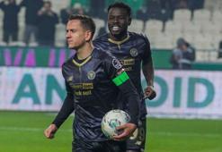 Hadziahmetovic'in Beşiktaş'a transfer görüşmeleri olumlu ilerliyor