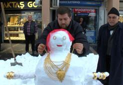 'Kardan gelin'e 350 gram altın taktılar