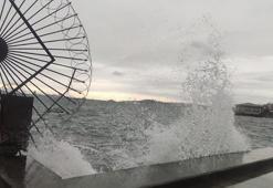 İstanbul’da fırtına; bazı vapur seferleri yapılamıyor