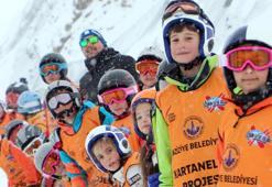 Palandöken'de köy çocuklarına kayak eğitimi