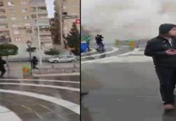 7,6'lık deprem sonrası Bahçelievler Mahallesi'ndeki binanın yıkılma anı kamerada