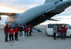 Depremzedelere gelen yardım malzemeleri İncirlik Hava Üs Komutanlığı’na iniyor
