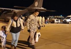 Depremzedeler, Hava Kuvvetleri'ne ait uçaklarla Ankara'ya getirildi