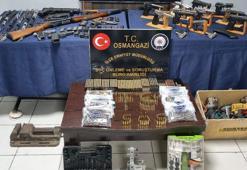 Bursa'da silah atölyesine çevrilen eve yapılan baskında zırh delici mermi ele geçirildi