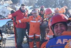 'Köpük' tepki verdi; 77 saat sonra, 20 saatlik çalışmayla enkazdaki kadın kurtarıldı