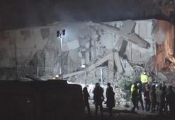 Rönesans Rezidans'ın enkazında 'yaşam' belirtisi