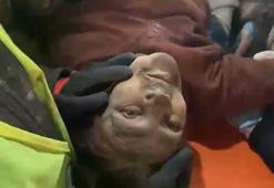 125'inci saatte kurtarıldı, madenciye öperek teşekkür etti