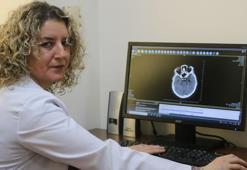 Baş ağrısı için sık ilaç kullananlara 'baş ağrısı günlüğü' tavsiyesi