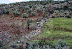 MTA raporu: Yollar, raylar, duvarlar, tarlalar yer değiştirmiş