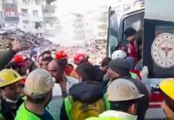 Enkazda 228’inci saatte anne ile 2 çocuğunun mucize kurtuluşu