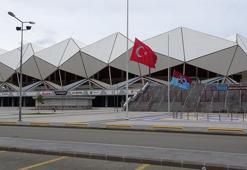 Trabzonspor - Basel maçında kapalı gişeye son 8 bin bilet