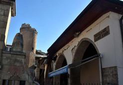 Kahramanmaraş'taki 39 tarihi cami, depremde hasar gördü