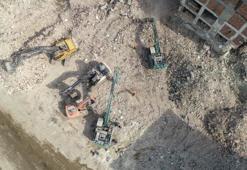 Hatay'da enkaz kaldırma çalışmaları başladı