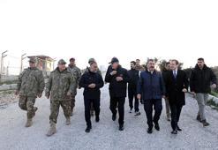 Bakanlar Akar ile Koca, Antakya ve Altınözü'ndeki depremzedelerle bir araya geldi