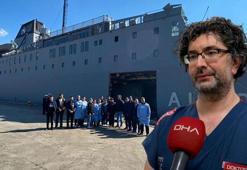 TCG İskenderun'un gönüllü doktoru: Depremzedelere seyirde müdahale ettik