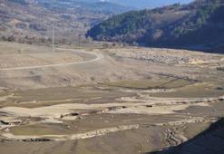 Bursa’da Doğancı Barajı, 40 yıldan bu yana en düşük seviyede